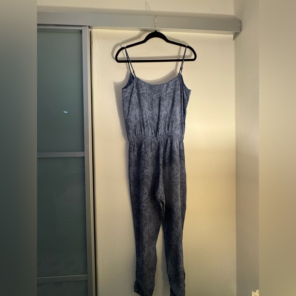 Parker Blue Silk Jumpsuit with Tapered Legs - Picture 4 of 4